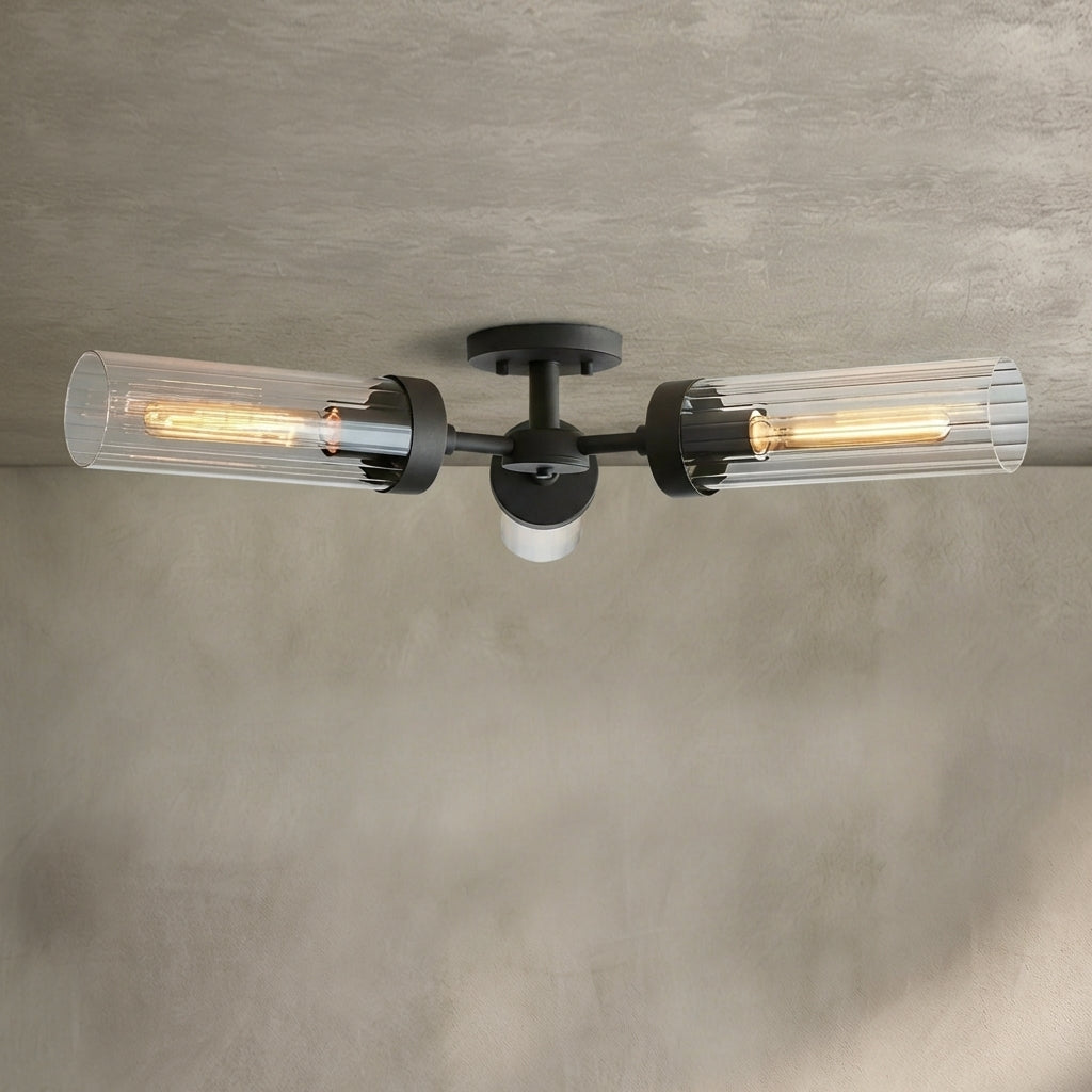 Lamer Lighting Aura 3-Light Flushmount 31.5" Width x 31.5" Depth x 5.5" Height x 31.5" Diameter - Background Shot