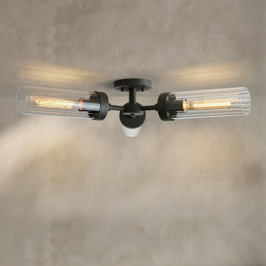 Lamer Lighting Aura 3-Light Flushmount 31.5" Width x 31.5" Depth x 5.5" Height x 31.5" Diameter - Background Shot