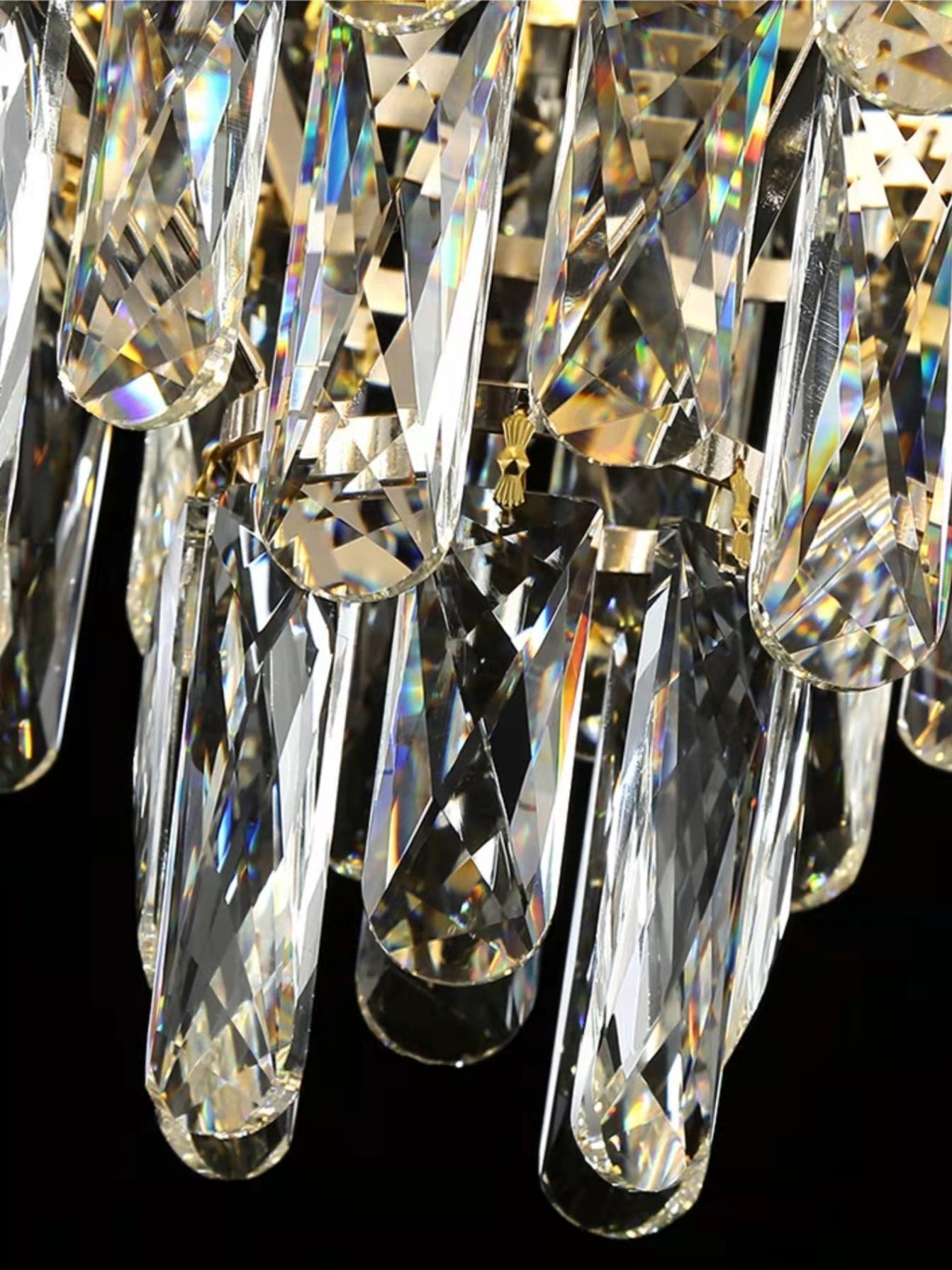 Lamer Lighting Grand Radiance Round K9 Crystal Chandelier - Background Shot