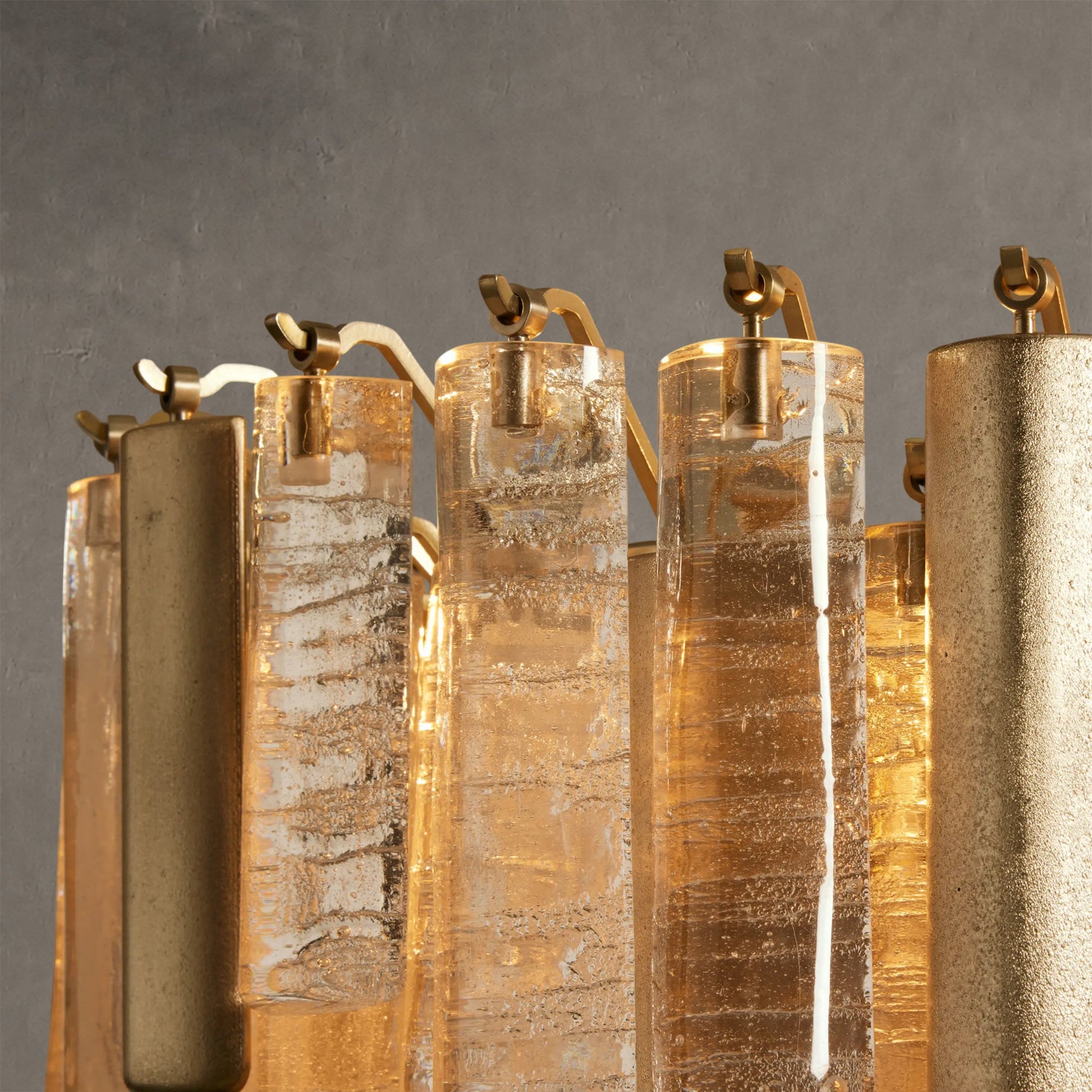 Neve Linear Chandelier | Lamer Lighting (5)
