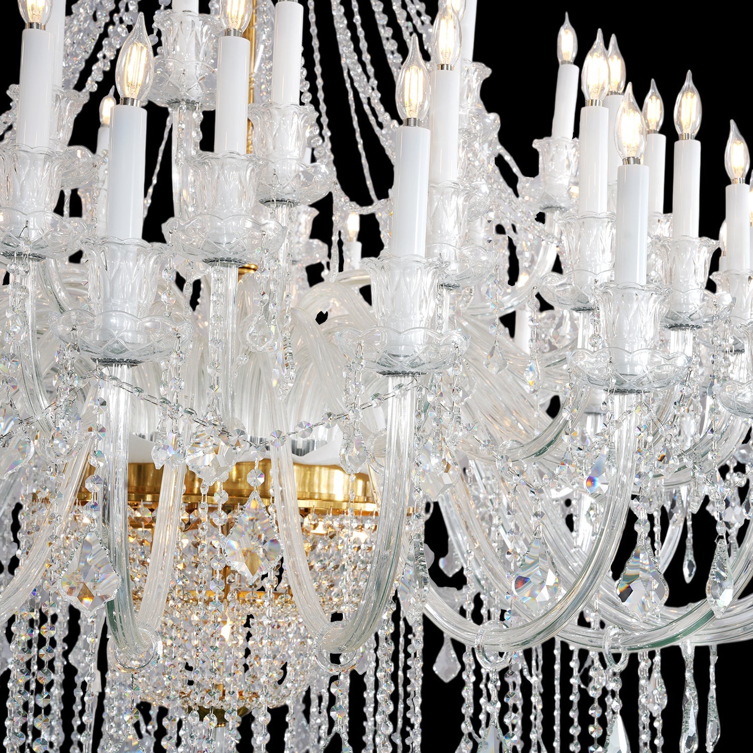 Lamer Lighting Grand Italianate Crystal Candle Chandelier - Background Shot
