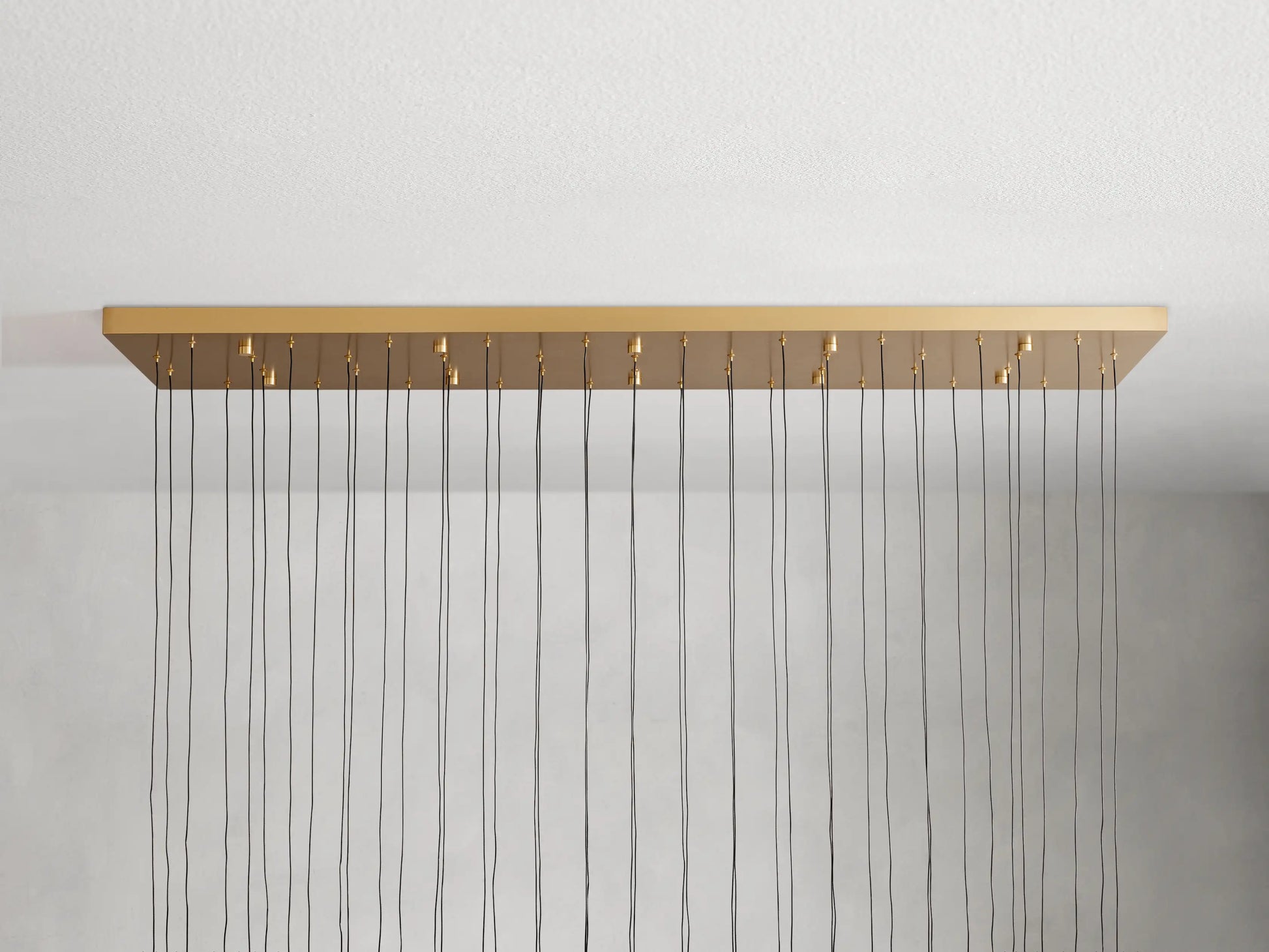 Soltaire Linear Chandelier 37" 50" 60" 70" 87" 120" | Lamer Lighting (22)