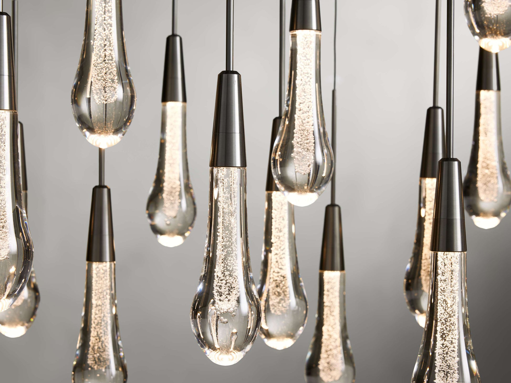 Soltaire Linear Chandelier 37" 50" 60" 70" 87" 120" | Lamer Lighting (21)