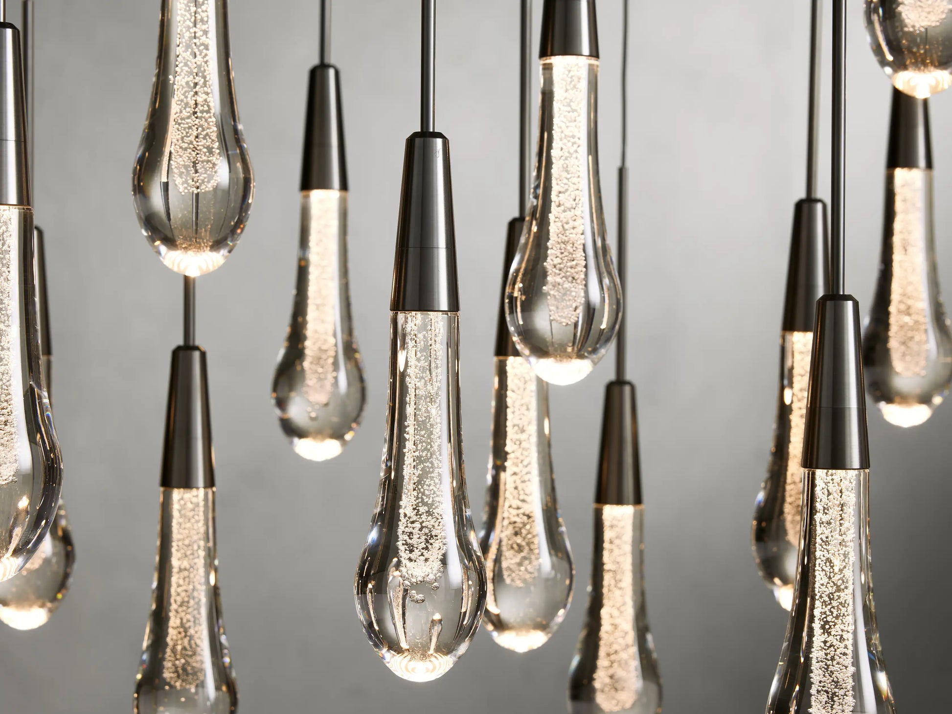 Soltaire Linear Chandelier 37" 50" 60" 70" 87" 120" | Lamer Lighting (23)