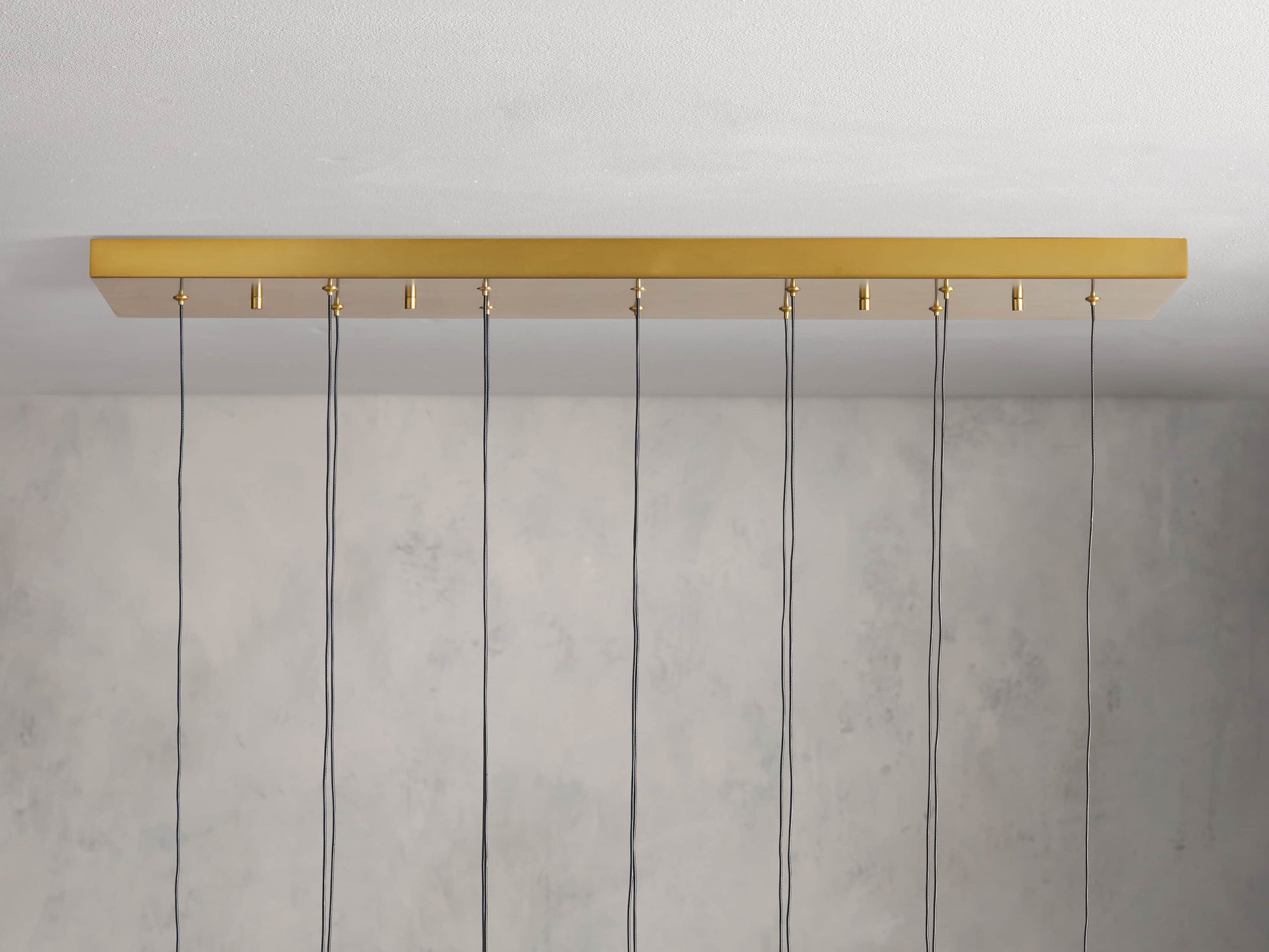 Soltaire Linear Chandelier 37" 50" 60" 70" 87" 120" | Lamer Lighting (31)