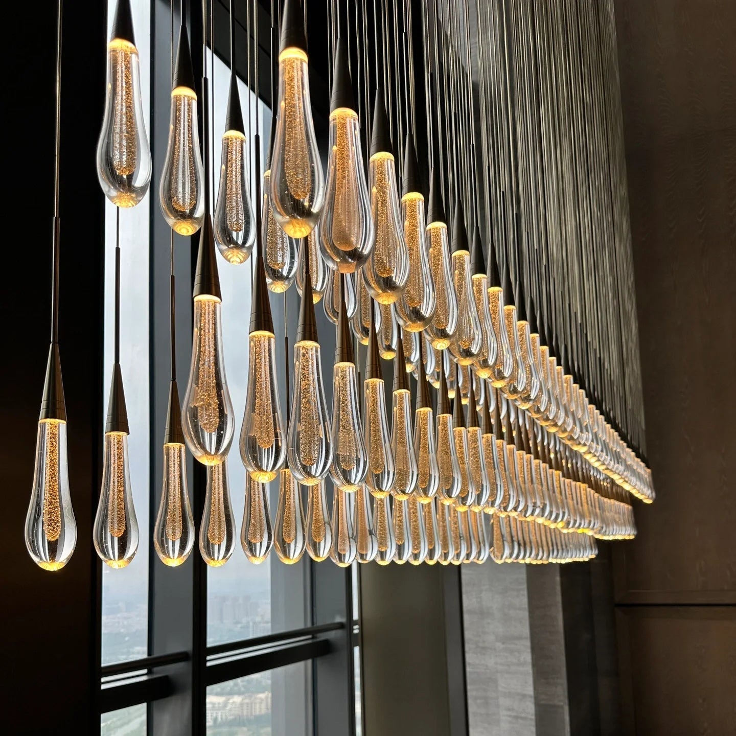 Soltaire Linear Chandelier 37" 50" 60" 70" 87" 120" | Lamer Lighting (19)