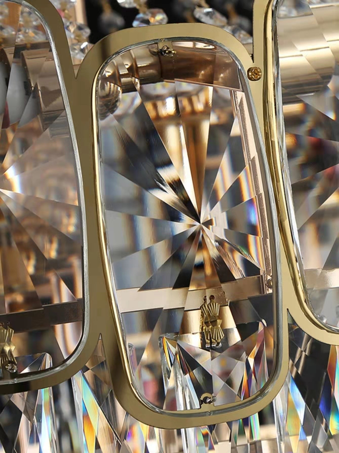 Lamer Lighting Grand Radiance Round K9 Crystal Chandelier - Background Shot
