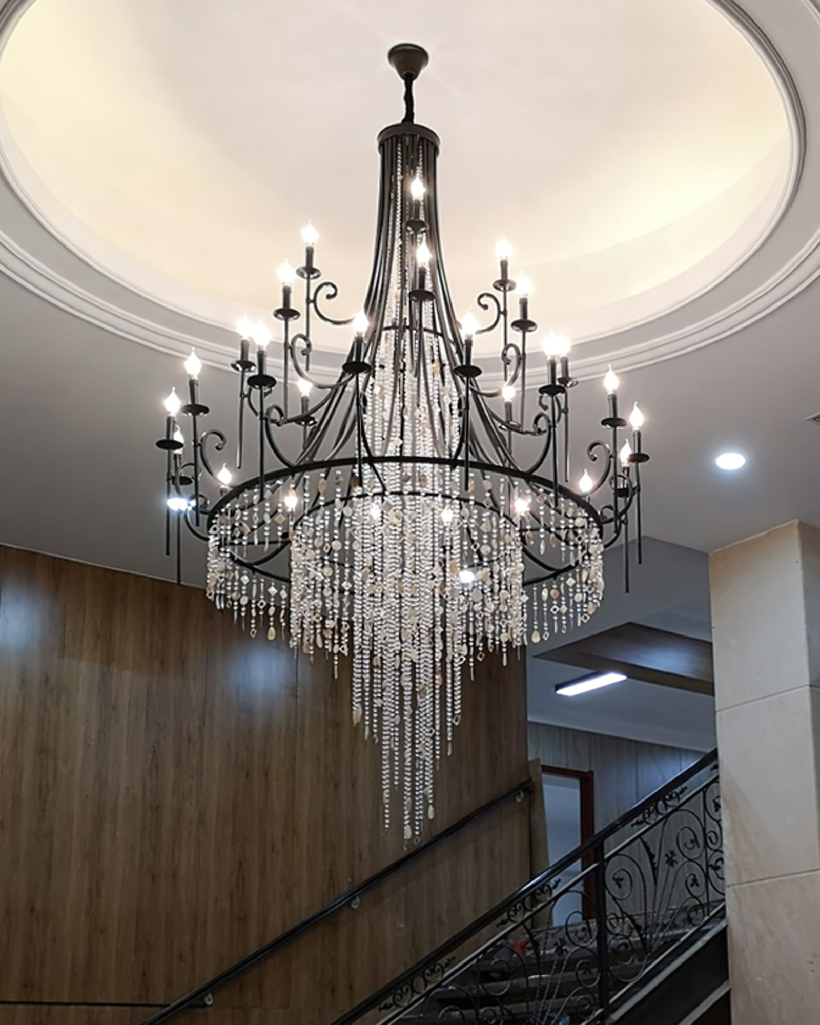 Tatum Lux Shell Crystal Chandelier | Lamer Lighting (8)