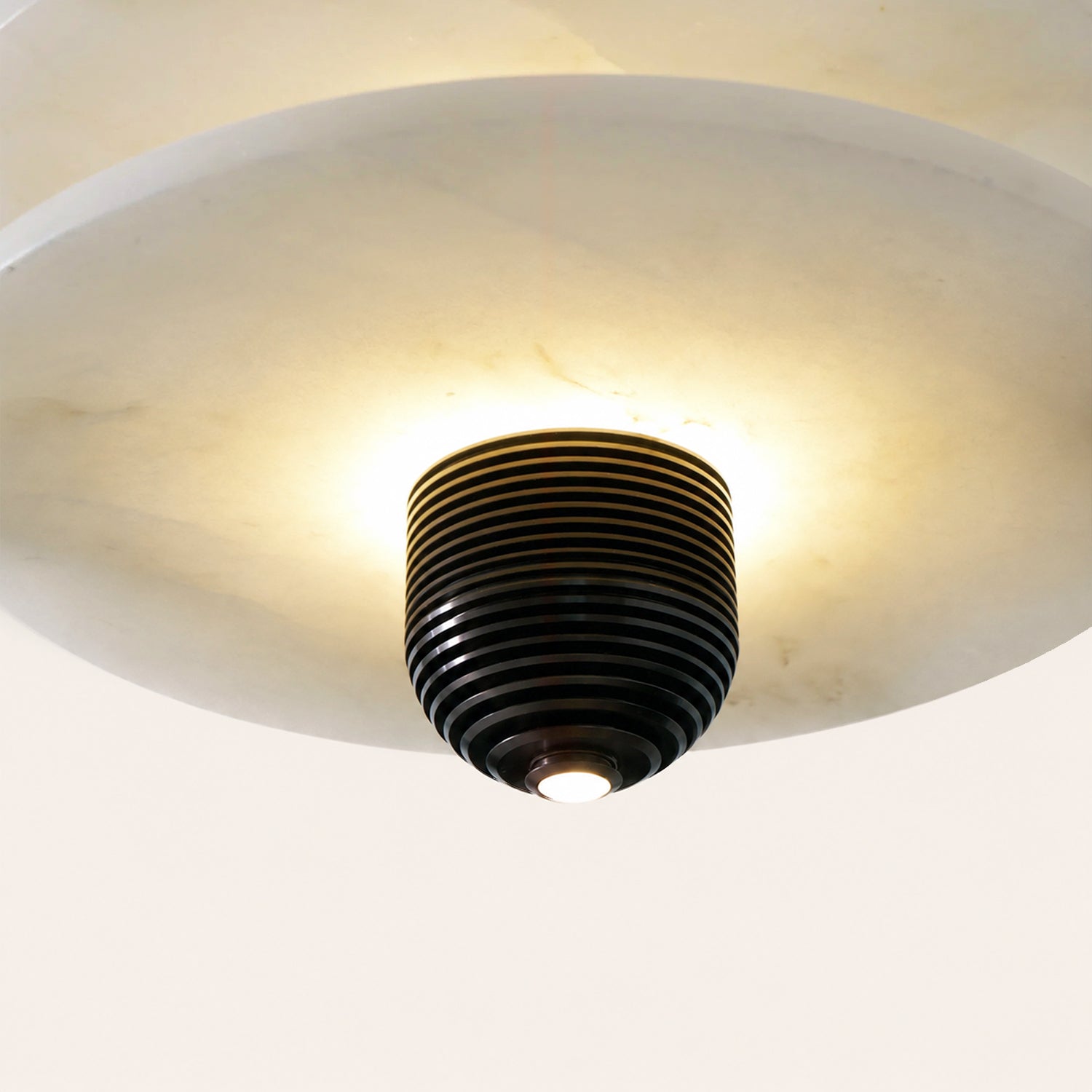 Median Alabaster Mono Pendant