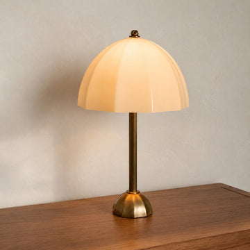 Agnes Round Table Lamp