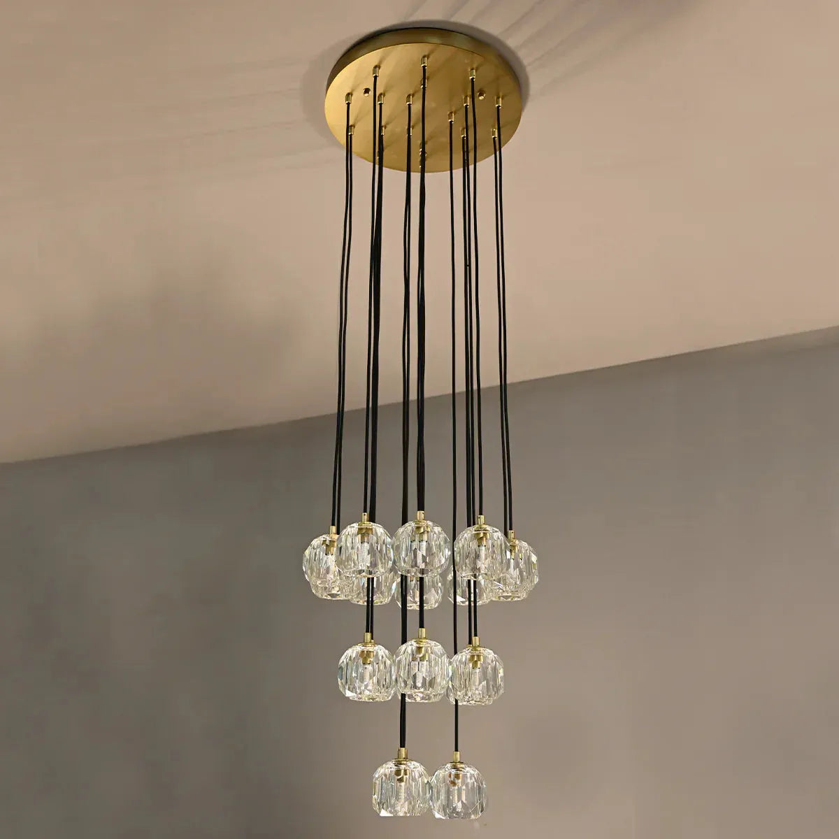 Bouble De Crystal Round Cluster Chandelier-Lamerlighting