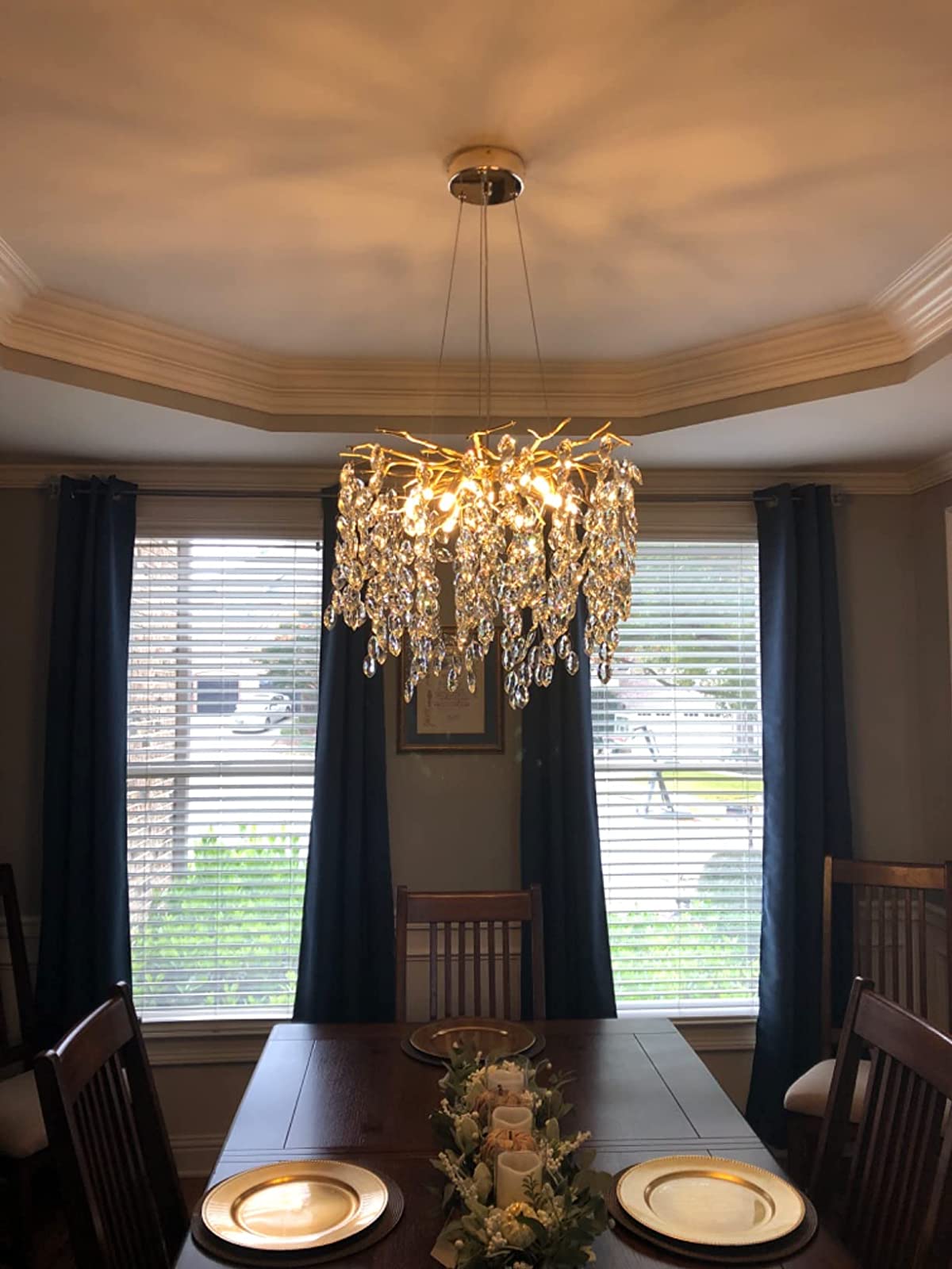 https://cdn.shopify.com/s/files/1/0618/9567/1984/files/fanci-chandeliers-french-branch-crystal-chandelier-with-elegant-crystal-leaves-11.jpg?v=1765943508