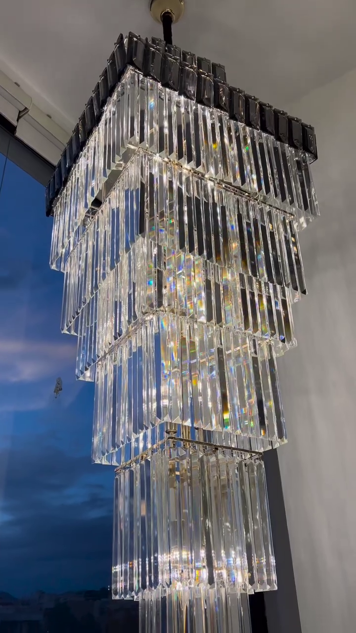 Lamer Lighting Grand Lumina Vertical Crystal Chandelier - Background Shot